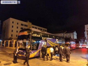 云南瑞丽定点收治医院备好床位80张 大理200名医护连夜支援